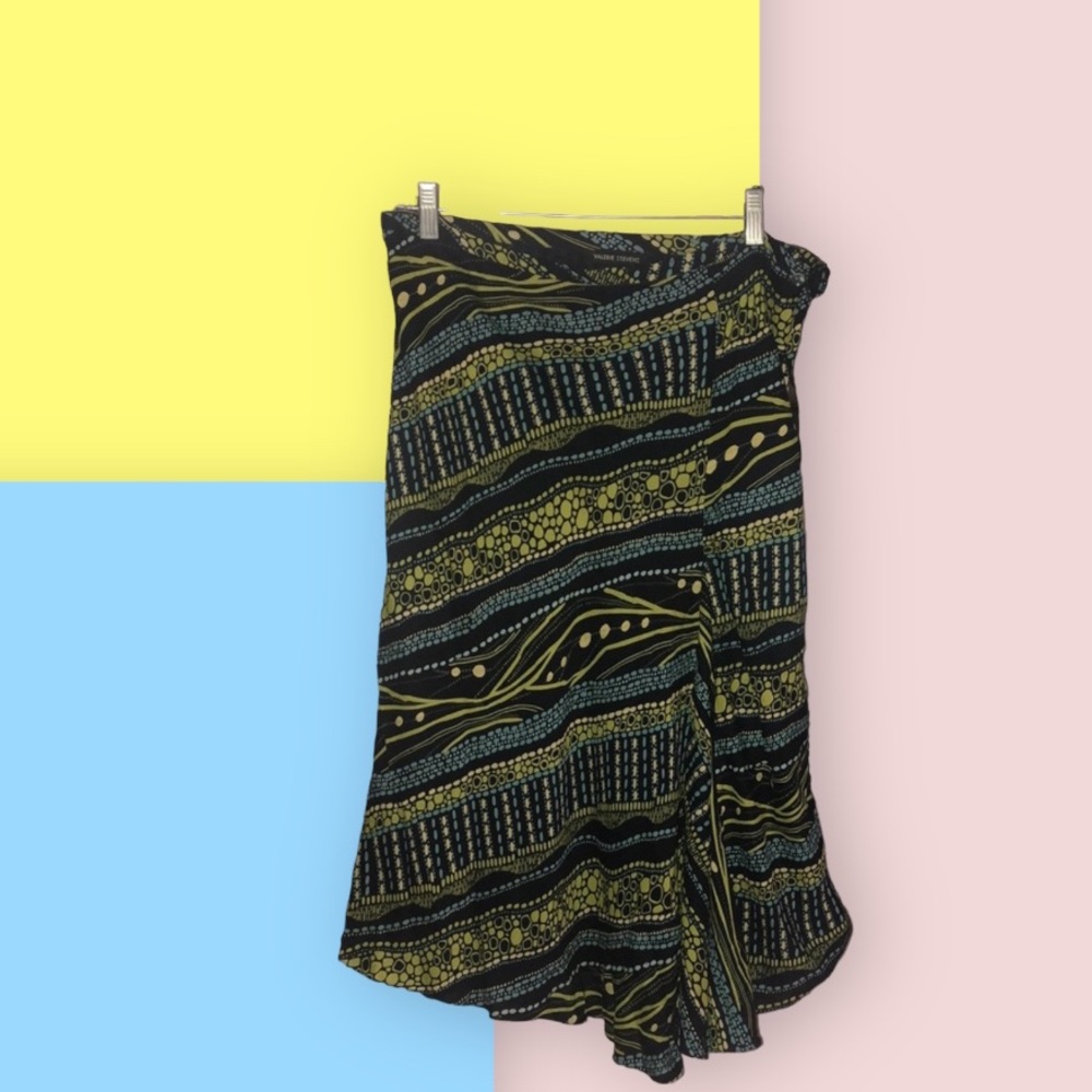 Beautiful Valerie Stevens Silk Skirt - size 14